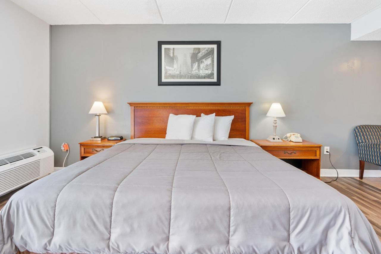 FairBridge Inn&Suites West Point Highland Falls Exterior foto
